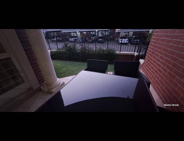 2 BEDROOM PROPERTY TO RENT IN MELROSE